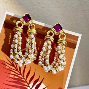 Vintage gold plated dangling earrings